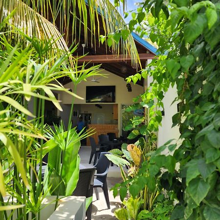 Dhigurah Dhonveli Boutique Hotel Luaran gambar